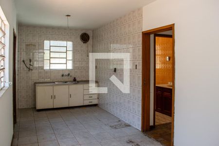 Casa à venda com 200m², 4 quartos e 1 vaga Casa à venda com 200m², 4 quartos e 1 vagaCozinha