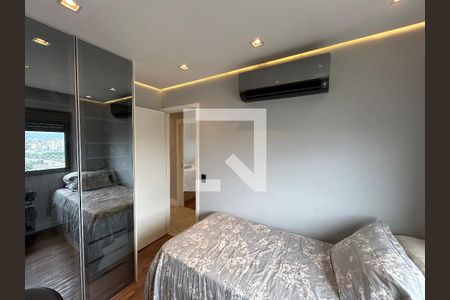 Apartamento à venda com 90m², 3 quartos e 2 vagasQuarto 2
