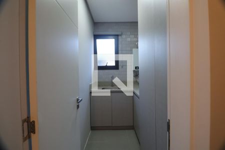 Casa de condomínio à venda com 232m², 4 quartos e 2 vagasLavanderia