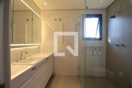 Casa de condomínio à venda com 232m², 4 quartos e 2 vagasBanheiro