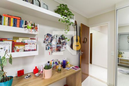 Apartamento à venda com 100m², 4 quartos e 2 vagasQuarto 2