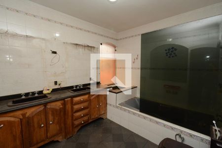 Casa para alugar com 600m², 5 quartos e 8 vagasSuíte 2