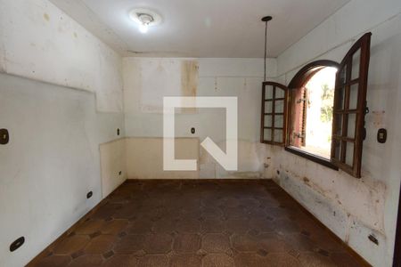 Casa para alugar com 600m², 5 quartos e 8 vagasCozinha