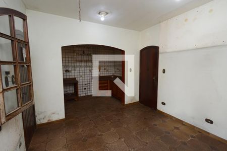 Casa para alugar com 600m², 5 quartos e 8 vagasCozinha