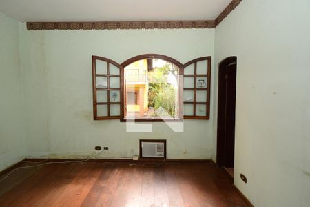 Casa para alugar com 600m², 5 quartos e 8 vagasSuíte 1