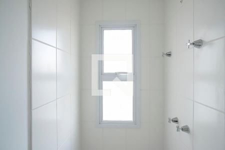 Apartamento à venda com 65m², 2 quartos e 2 vagasBanheiro da suíte