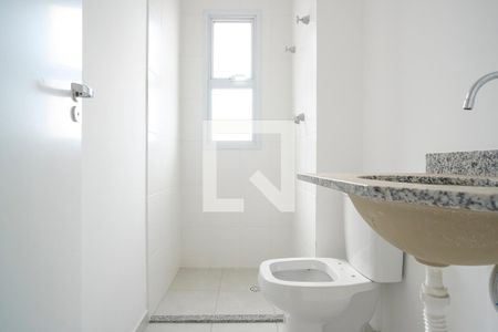 Apartamento à venda com 65m², 2 quartos e 2 vagasBanheiro da suíte