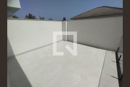 Casa à venda com 3 quartos, 242m² em Camboinhas, Niterói