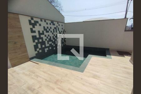 Casa à venda com 3 quartos, 242m² em Camboinhas, Niterói