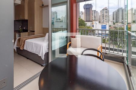 Apartamento à venda com 25m², 1 quarto e sem vagaVaranda