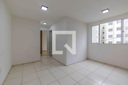 Sala de apartamento para alugar com 2 quartos, 43m² em Vargem Grande, Rio de Janeiro
