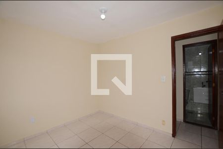 Quarto 1 de apartamento para alugar com 2 quartos, 54m² em Jardim Sulacap, Rio de Janeiro