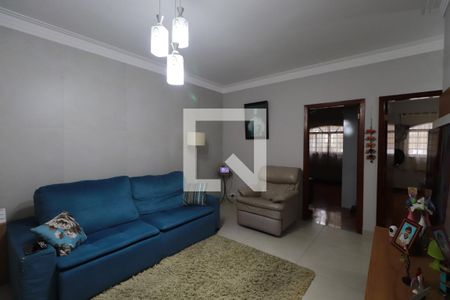 Sala de casa à venda com 2 quartos, 200m² em Vila Santo Estevão, São Paulo