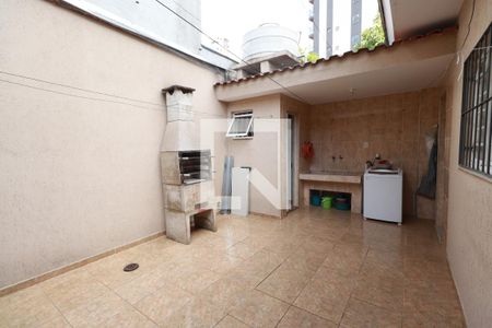 Casa à venda com 200m², 2 quartos e 4 vagasQuintal