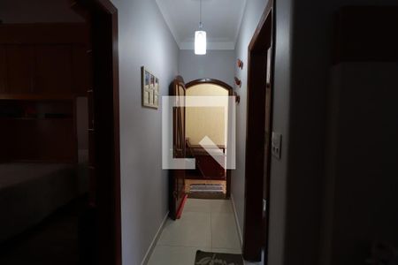 Casa à venda com 200m², 2 quartos e 4 vagasCorredor