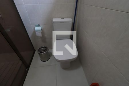 Casa à venda com 200m², 2 quartos e 4 vagasBanheiro