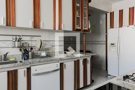 Apartamento à venda com 263m², 3 quartos e 1 vaga Apartamento à venda com 263m², 3 quartos e 1 vagaCozinha