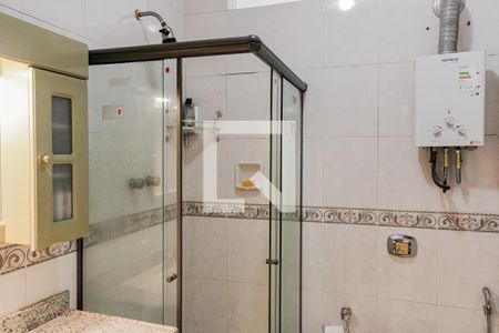 Apartamento à venda com 263m², 3 quartos e 1 vaga Apartamento à venda com 263m², 3 quartos e 1 vagaBanheiro 2