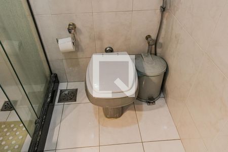 Apartamento à venda com 263m², 3 quartos e 1 vaga Apartamento à venda com 263m², 3 quartos e 1 vagaBanheiro 2