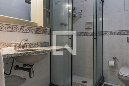 Apartamento à venda com 263m², 3 quartos e 1 vaga Apartamento à venda com 263m², 3 quartos e 1 vagaBanheiro 2