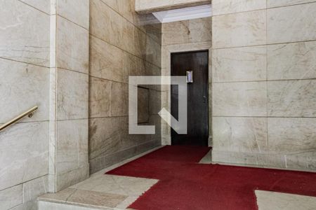 Apartamento à venda com 263m², 3 quartos e 1 vaga Apartamento à venda com 263m², 3 quartos e 1 vagaElevador