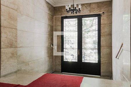 Apartamento à venda com 263m², 3 quartos e 1 vaga Apartamento à venda com 263m², 3 quartos e 1 vagaHall de entrada