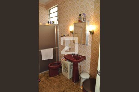 Casa à venda com 730m², 5 quartos e 3 vagasBanheiro do Quarto 2