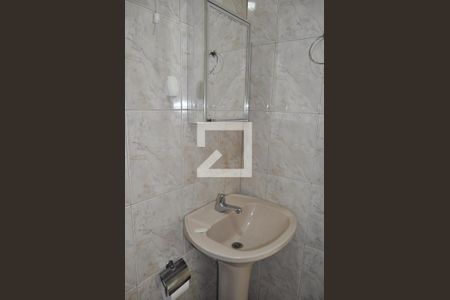 Casa à venda com 730m², 5 quartos e 3 vagasBanheiro de Serviço