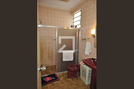 Casa à venda com 730m², 5 quartos e 3 vagasBanheiro do Quarto 2