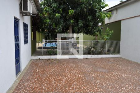 Casa à venda com 730m², 5 quartos e 3 vagasÁrea Externa