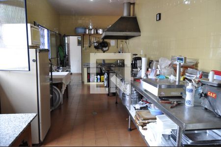 Casa à venda com 730m², 5 quartos e 3 vagasCozinha 2