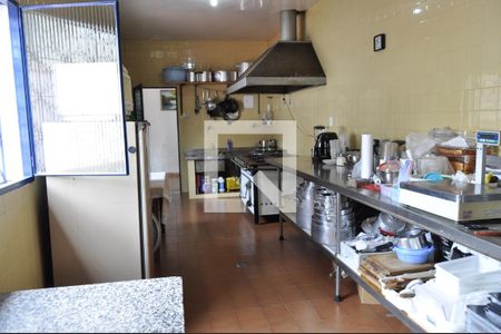 Casa à venda com 730m², 5 quartos e 3 vagasCozinha 2