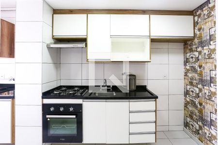 Apartamento para alugar com 48m², 2 quartos e 1 vaga Apartamento para alugar com 48m², 2 quartos e 1 vagaCozinha/Área de Serviço