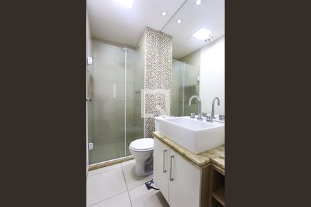 Apartamento para alugar com 48m², 2 quartos e 1 vaga Apartamento para alugar com 48m², 2 quartos e 1 vagaBanheiro