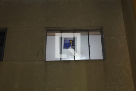 Apartamento à venda com 48m², 2 quartos e 1 vagaPlaca instalada na janela do imóvel