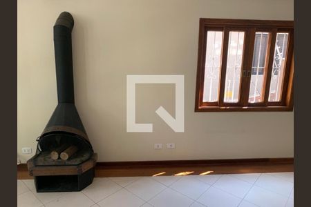 Casa à venda com 179m², 3 quartos e 4 vagasFoto 02