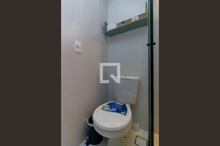 Studio para alugar com 24m², 0 quarto e sem vaga Studio para alugar com 24m², 0 quarto e sem vagaBanheiro