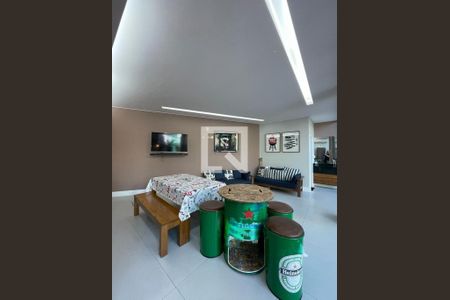 Casa à venda com 4 quartos, 450m² em Vila Prudente, São Paulo