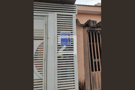 Casa à venda com 178m², 3 quartos e 4 vagasplaquinha