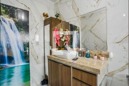 Casa à venda com 178m², 3 quartos e 4 vagasBanheiro