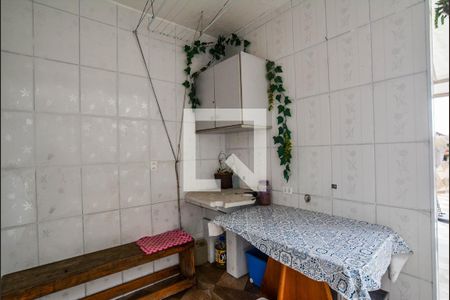 Casa à venda com 178m², 3 quartos e 4 vagasQuintal