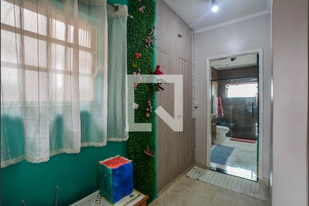 Casa à venda com 178m², 3 quartos e 4 vagasCorredor