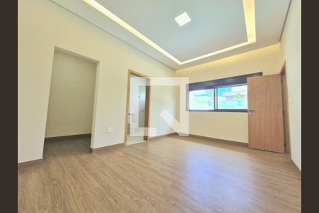 Casa de condomínio à venda com 225m², 4 quartos e 4 vagas Casa de condomínio à venda com 225m², 4 quartos e 4 vagasSuite 2