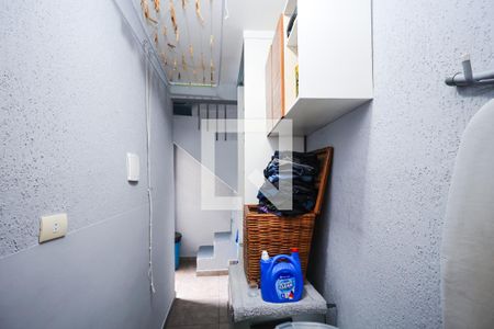 Casa à venda com 141m², 2 quartos e 1 vagaÁrea de Serviço