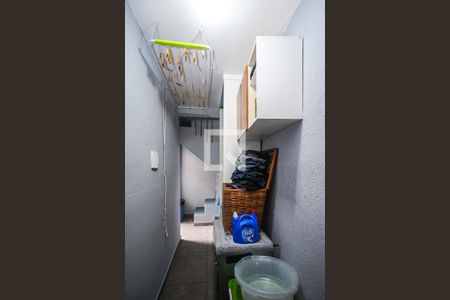 Casa à venda com 141m², 2 quartos e 1 vagaÁrea de Serviço