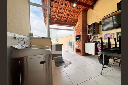 Apartamento à venda com 153m², 2 quartos e 2 vagas Apartamento à venda com 153m², 2 quartos e 2 vagasLavanderia