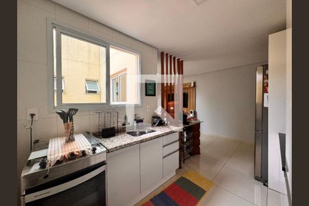 Apartamento à venda com 153m², 2 quartos e 2 vagas Apartamento à venda com 153m², 2 quartos e 2 vagasCozinha