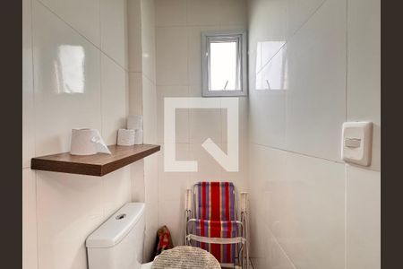 Apartamento à venda com 153m², 2 quartos e 2 vagas Apartamento à venda com 153m², 2 quartos e 2 vagasLavabo