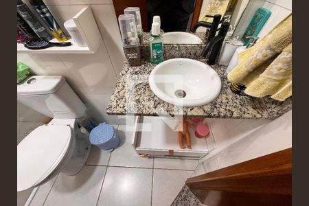 Apartamento à venda com 153m², 2 quartos e 2 vagas Apartamento à venda com 153m², 2 quartos e 2 vagasBanheiro