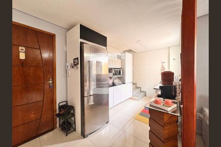Apartamento à venda com 153m², 2 quartos e 2 vagas Apartamento à venda com 153m², 2 quartos e 2 vagasCozinha